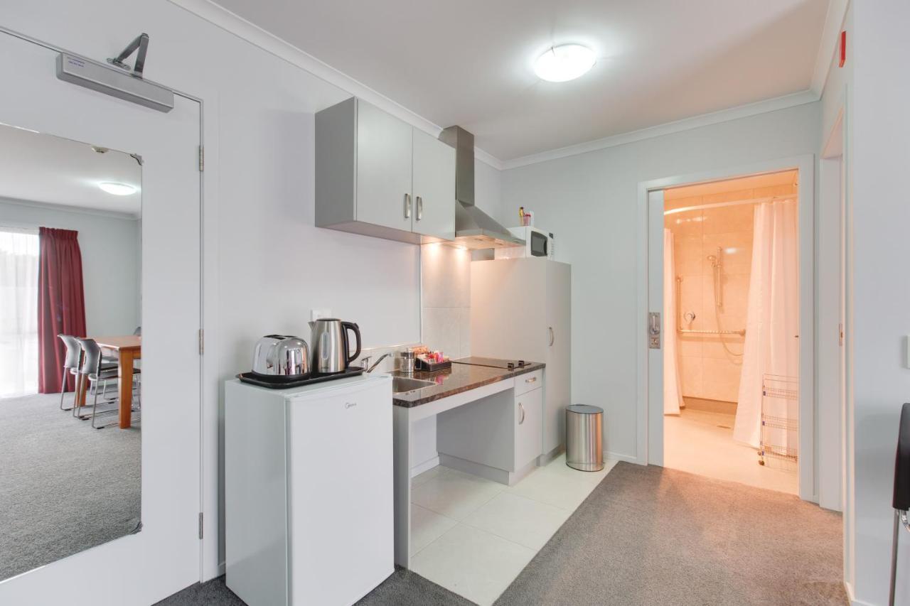 Bks Premier Motel Esplanade Лоуър Хът Екстериор снимка
