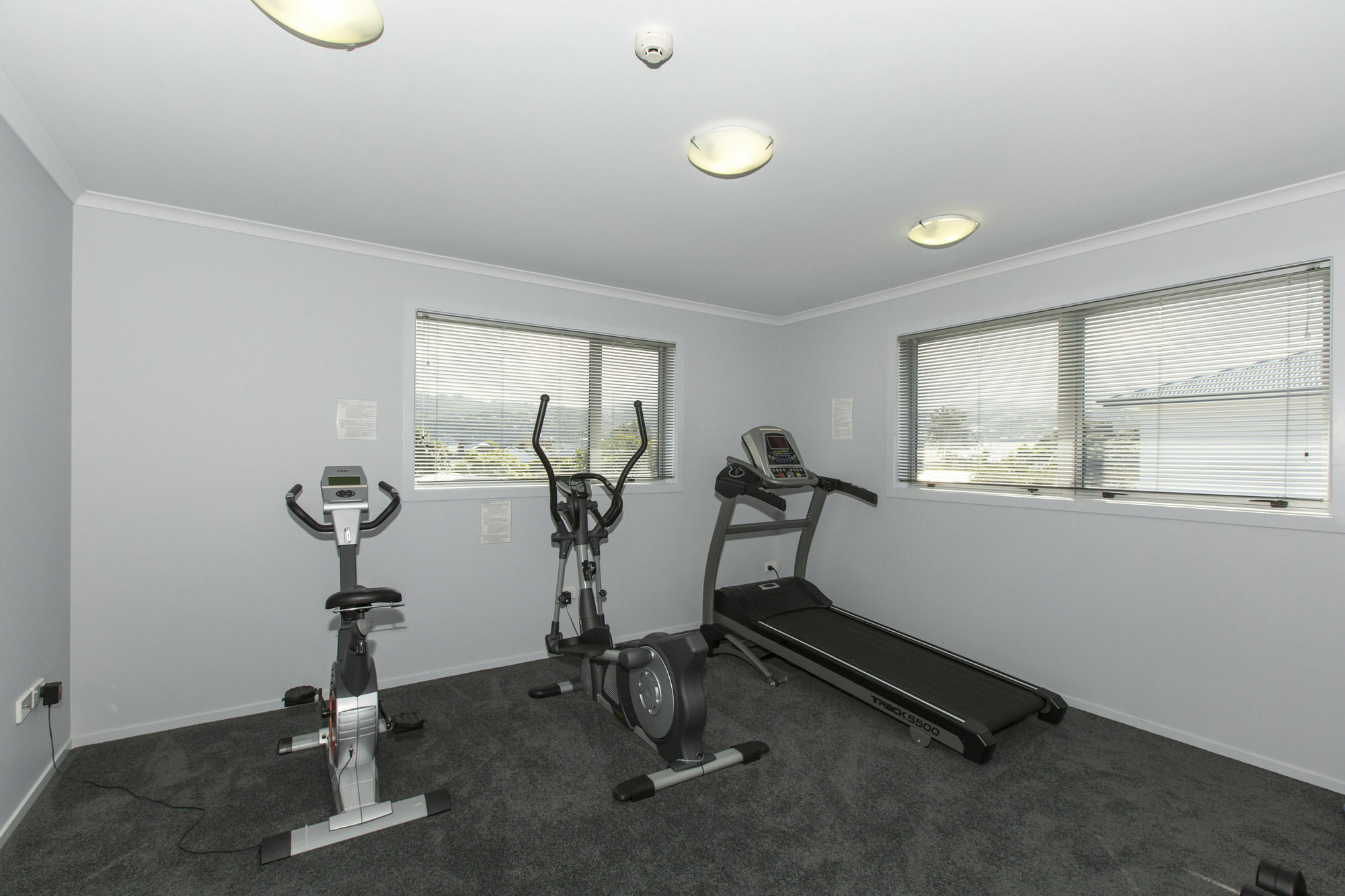 Bks Premier Motel Esplanade Лоуър Хът Екстериор снимка