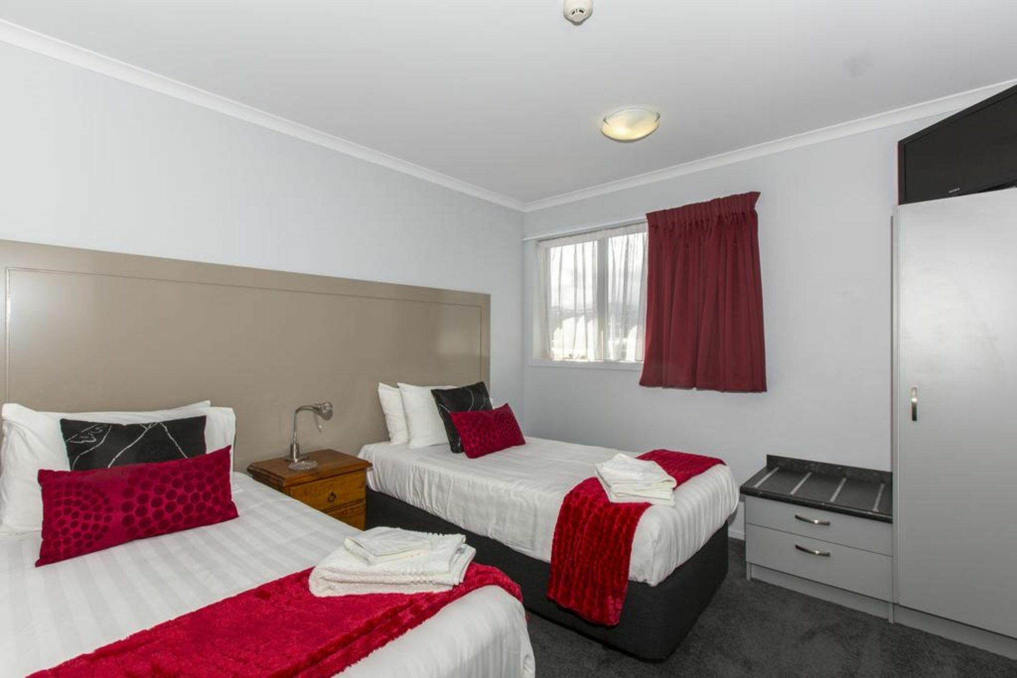 Bks Premier Motel Esplanade Лоуър Хът Екстериор снимка